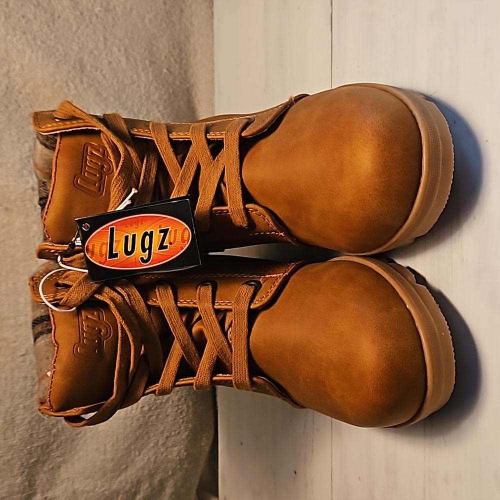 Ladies Lugz Boots